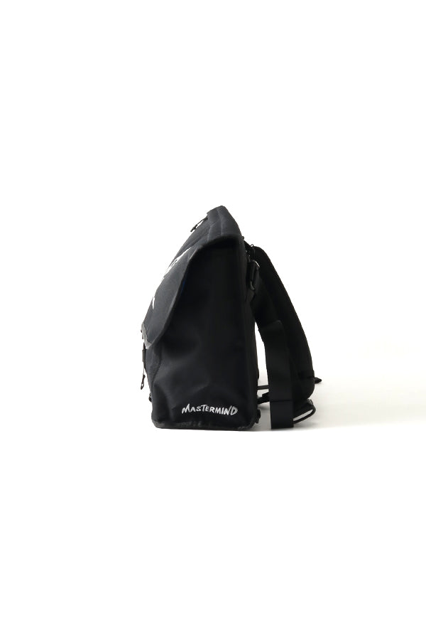 WILD THINGS × mastermind JAPAN POLY CORDURA MESSENGER – MASTERMIND
