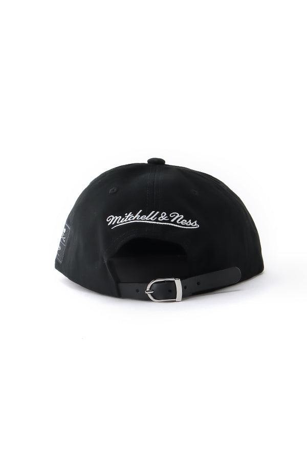 Mitchell & Ness × MASTERMIND WORLD DEAD STOCK STRAPBACK